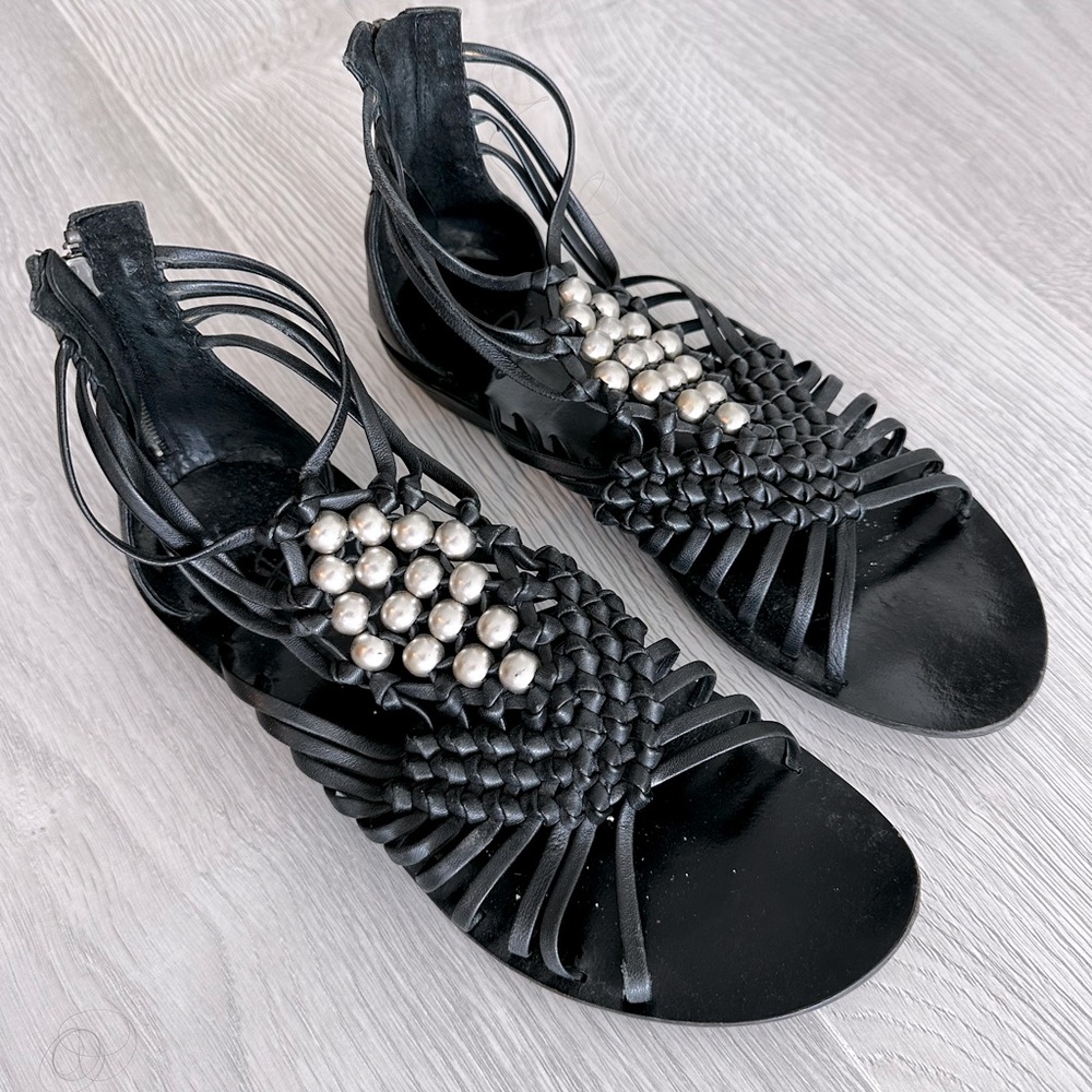 B Makowsky Black Sandals